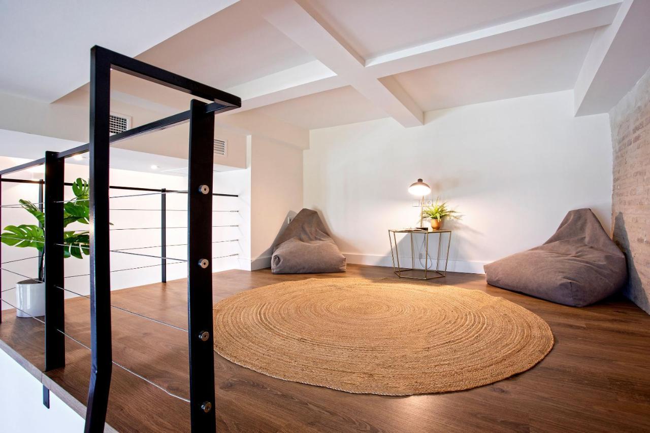 Genteel Home Almirante Lobo 塞维利亚 外观 照片